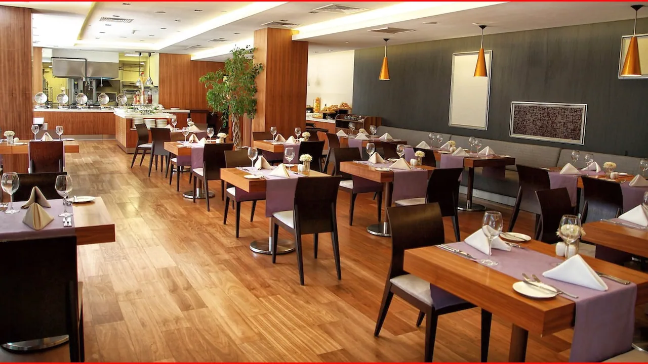 الفندق كراون بلازا حربيه - إسطبول